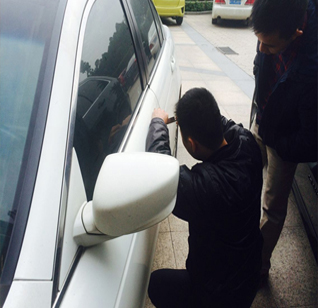 罗村汽车开锁,罗村保险柜开锁,罗村开门锁,罗村换门锁,罗村开锁公司,罗村开锁师傅电话